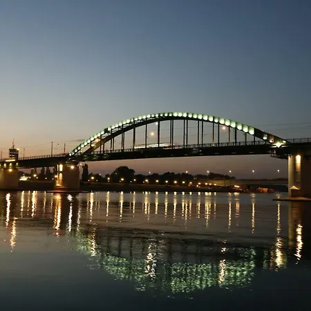 Iva City Center Apartment Belgrade