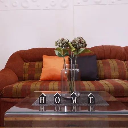 Apartment Center House *